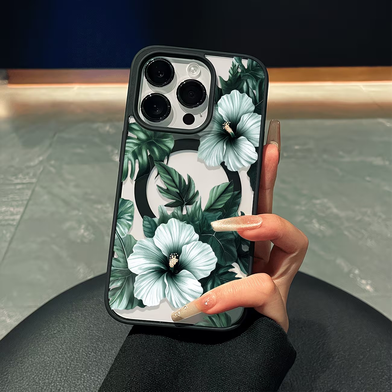 X Phone Accessories - グリーンフローラルプリントのiPhoneケース iPhone 17 16 15 14